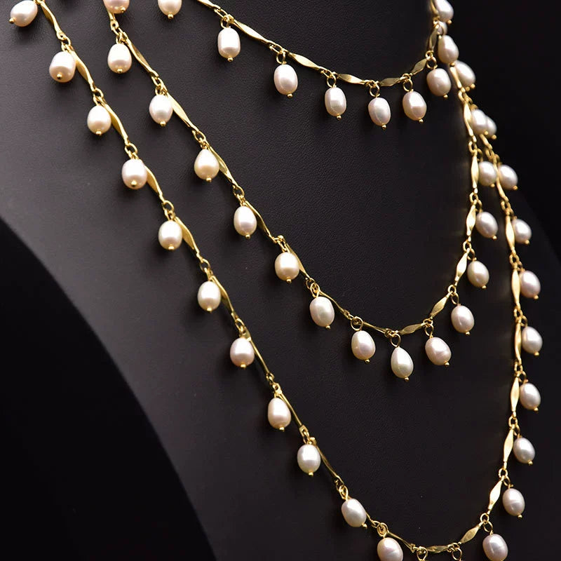 Elegant Pearl Sweater Necklace