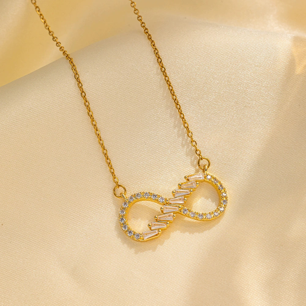 Heart's Delight Necklace